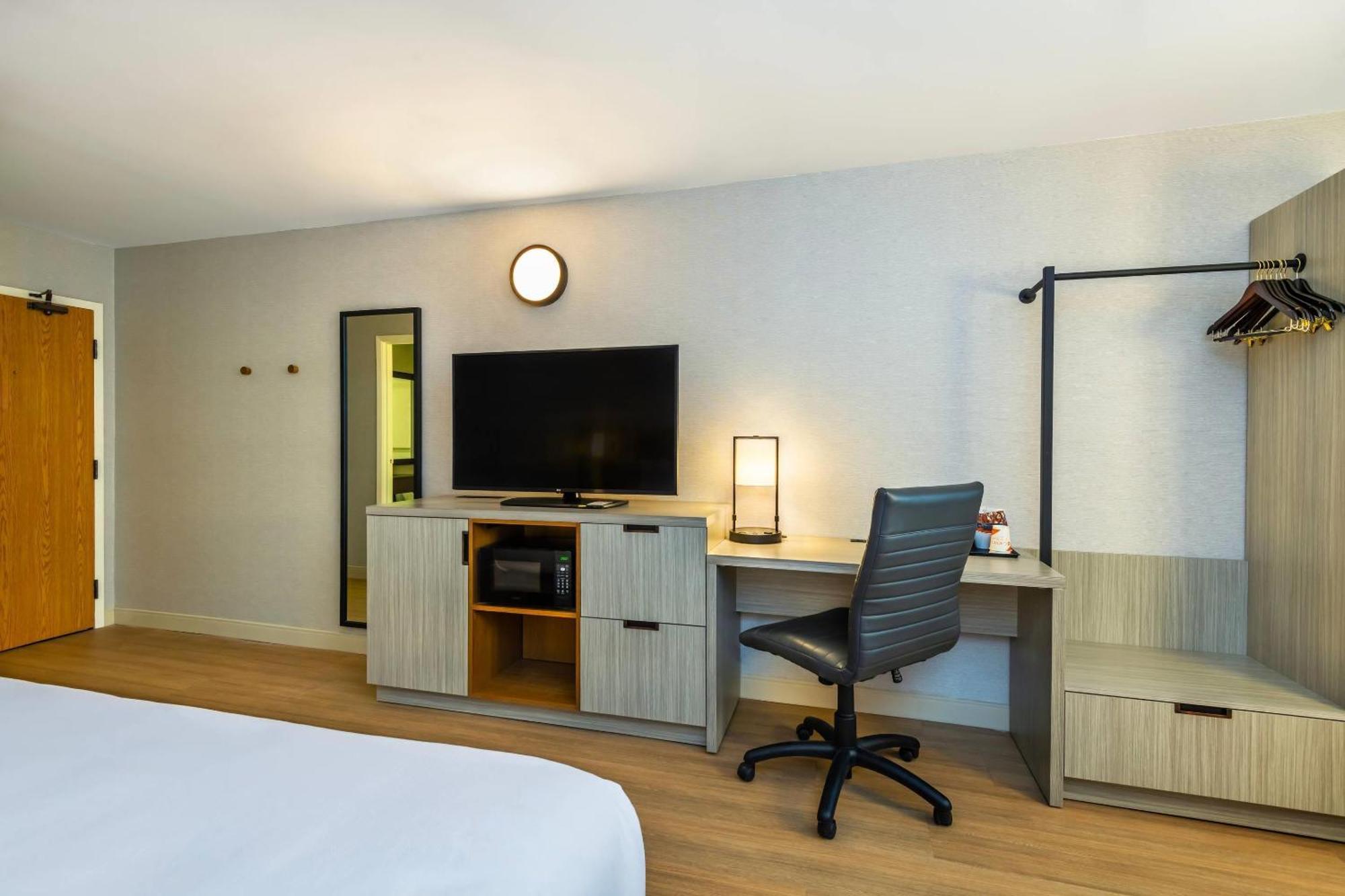 Comfort Inn Гатино Экстерьер фото
