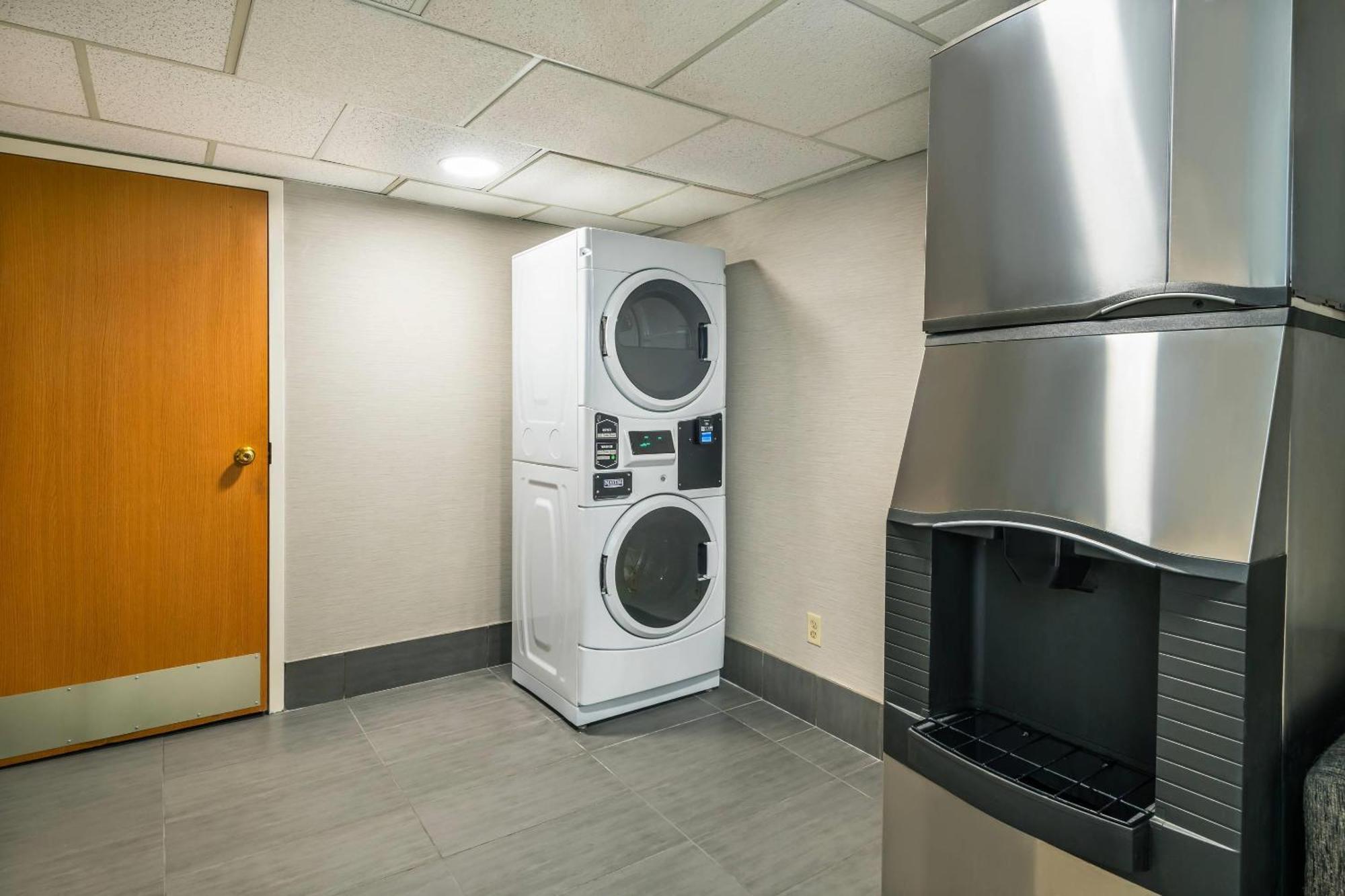 Comfort Inn Гатино Экстерьер фото
