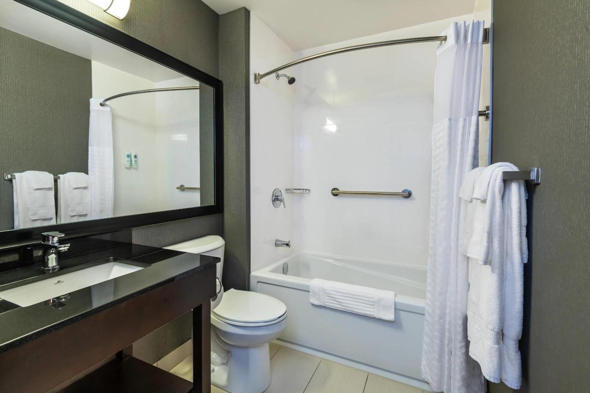 Comfort Inn Гатино Экстерьер фото