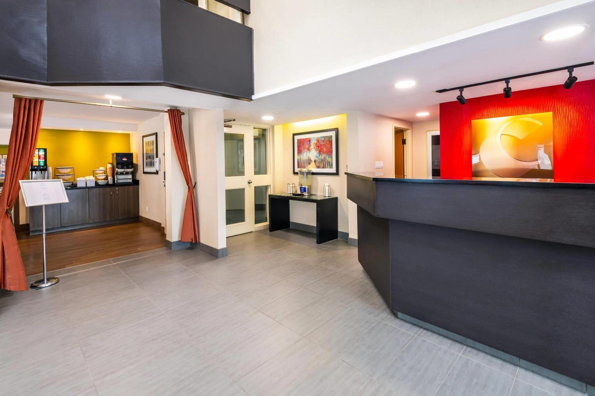 Comfort Inn Гатино Экстерьер фото